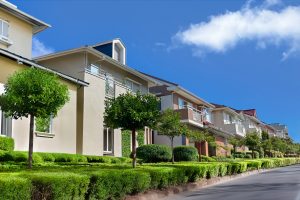 セットバックが必要な土地の売却価格はどう決まる？有効宅地面積・追加費用・接道条件から読み解く売却価格