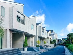 戸建の査定はなぜ“建物価値”がゼロになることが多いのか？減価償却と実務のリアル